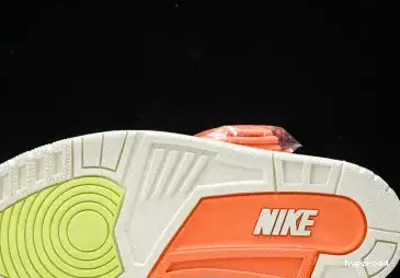 Hyperoad Nina SP WMNS OG Jordan x Air 3 Chanel Abney 0414